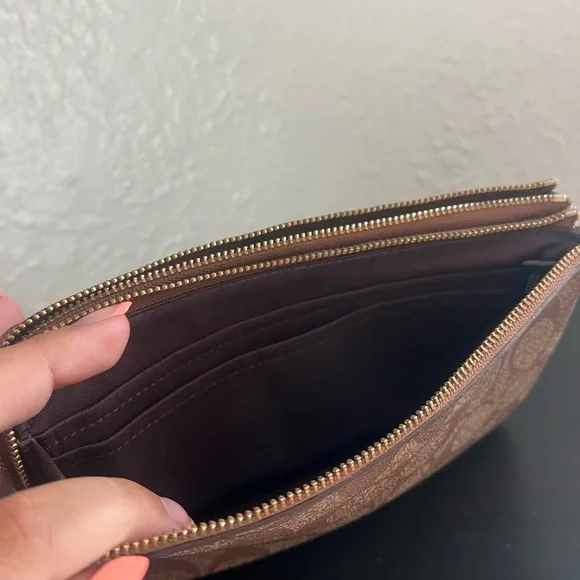 Coach Signature Canvas Double Zip Wallet Wristlet - Picture 10 of 11